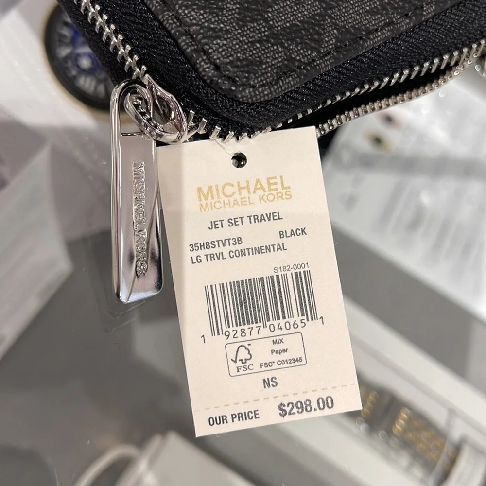 Michael Kors Jet Set Travel Large Travel CONTINENTAL wallet-wristlet-phoneholder - Picture 9 of 16